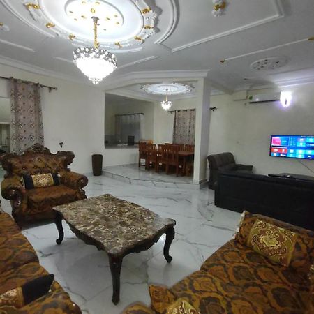 Residence Ton'S Yaoundé Eksteriør billede