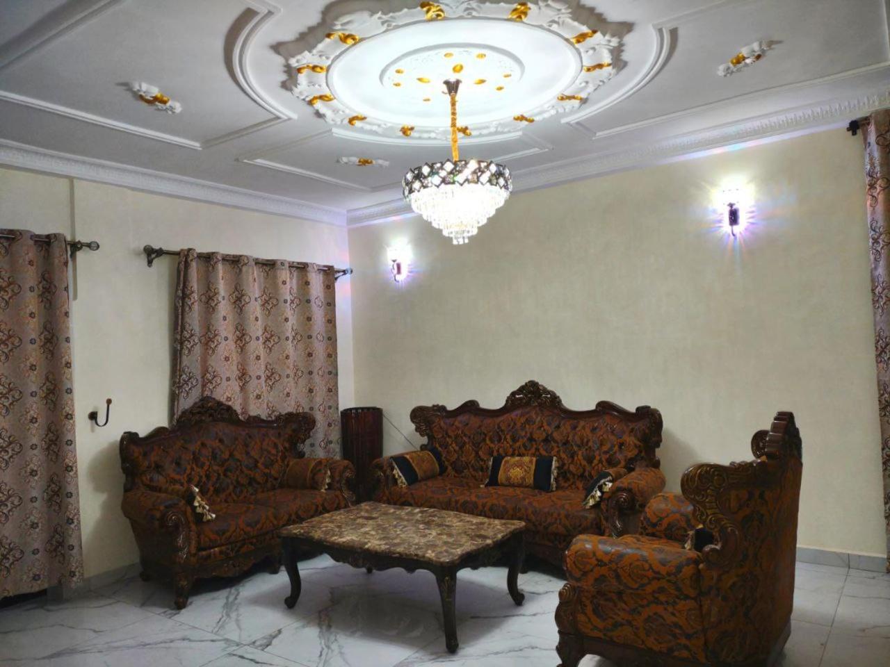 Residence Ton'S Yaoundé Eksteriør billede