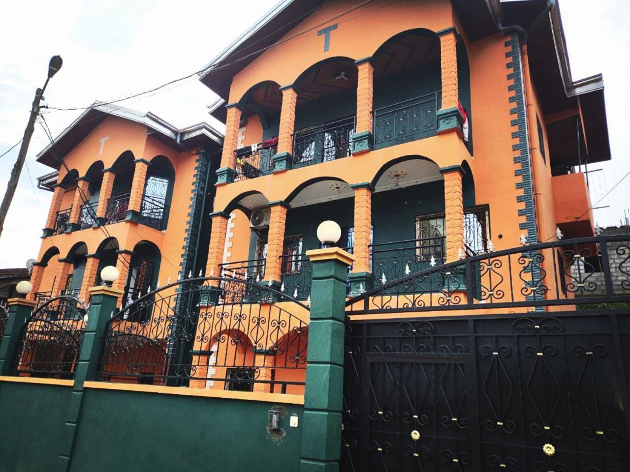 Residence Ton'S Yaoundé Eksteriør billede